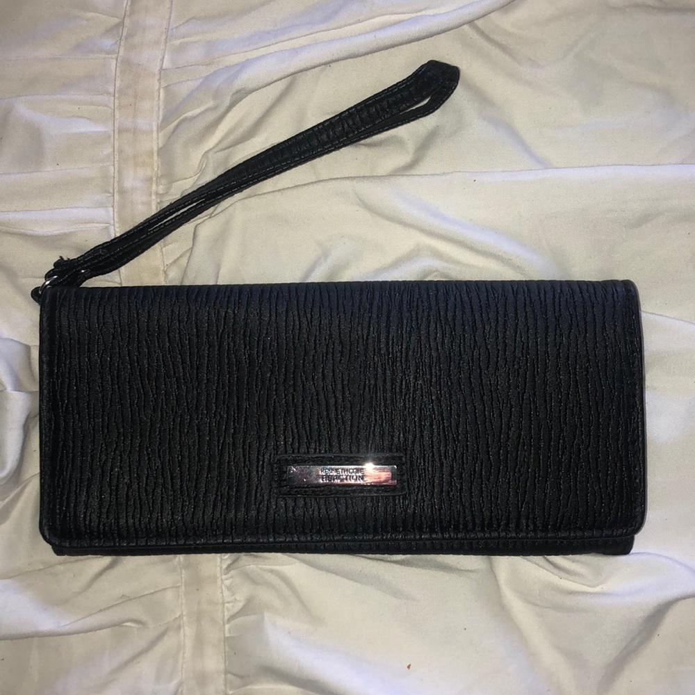 Kenneth Cole Reaction Black Wristlet